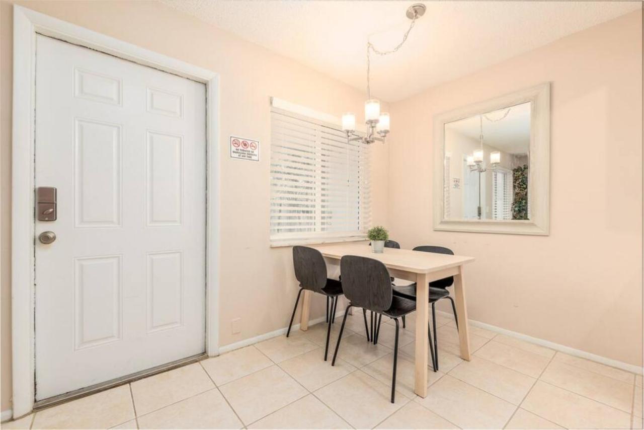 Апартаменты The Retreat 3 - Wilton Manors Форт-Лодердейл Экстерьер фото